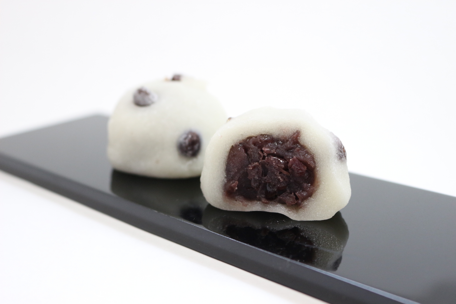 【和菓子の種類を徹底解説!】分類・季節・人気ランキングまで詳しく紹介 | サザエの食卓ジャーナル | サザエ食品株式会社