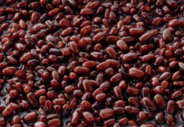 小豆はすべて北海道十勝産。サザエの変わらぬこだわりです。